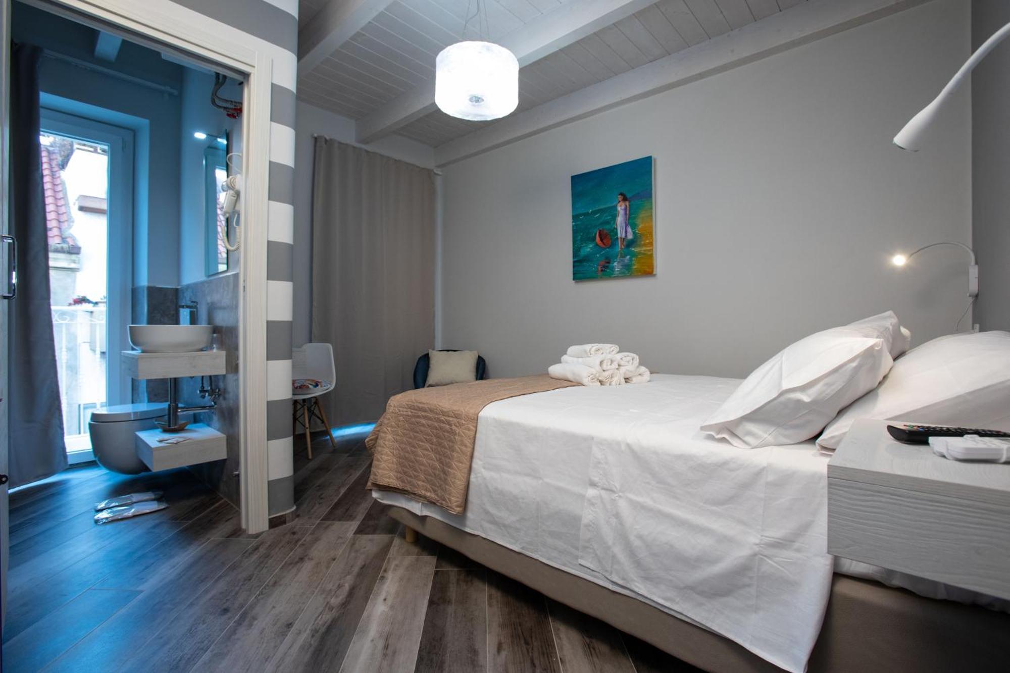 Al 54 Accommodation San Benedetto del Tronto Exterior photo