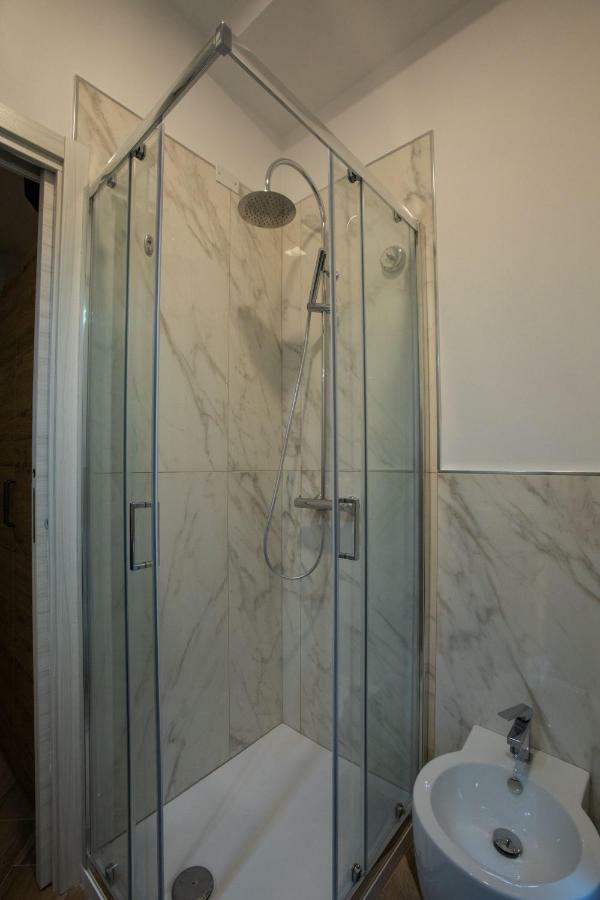 Al 54 Accommodation San Benedetto del Tronto Exterior photo